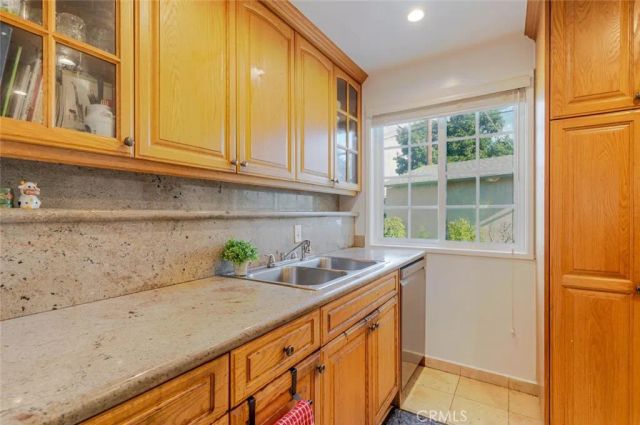 14245 Grammar Place, Panorama City, CA 91402