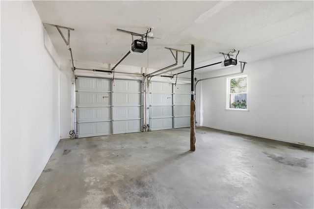 990 Chads Ford Court, Macon, GA 31210