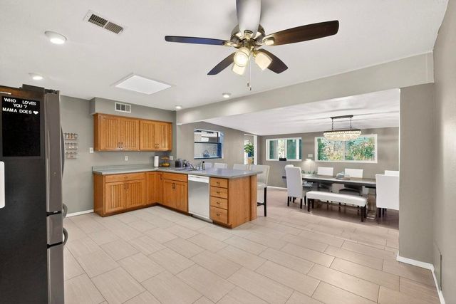 8909 La Barranca Avenue NE, Albuquerque, NM 87111