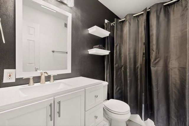 8909 La Barranca Avenue NE, Albuquerque, NM 87111