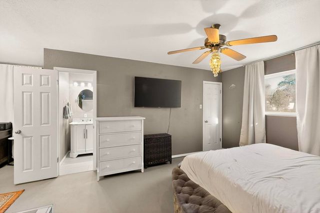 8909 La Barranca Avenue NE, Albuquerque, NM 87111