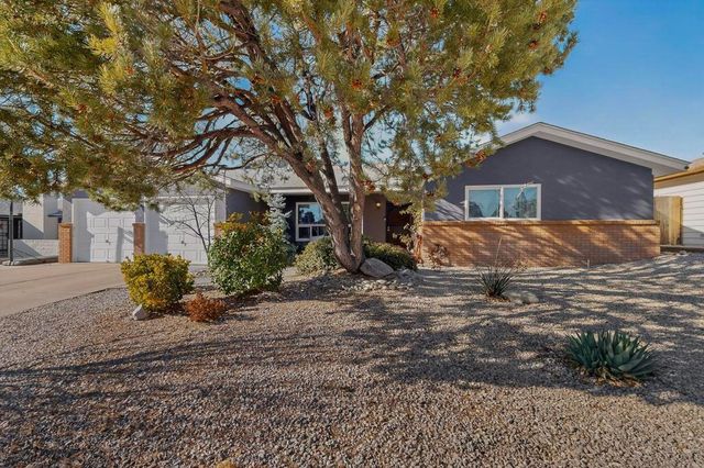 8909 La Barranca Avenue NE, Albuquerque, NM 87111