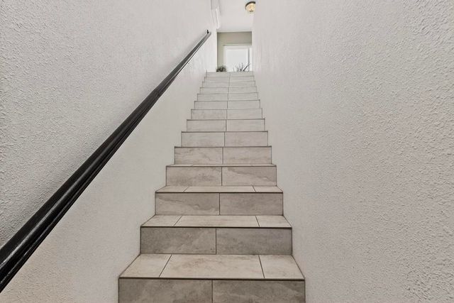 8909 La Barranca Avenue NE, Albuquerque, NM 87111