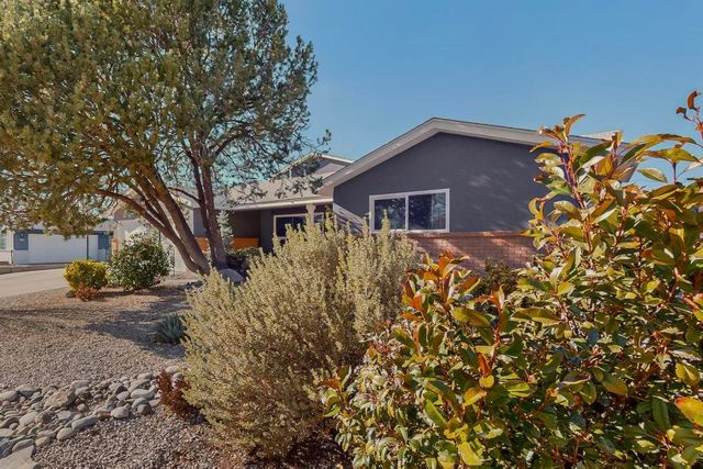8909 La Barranca Avenue NE, Albuquerque, NM 87111
