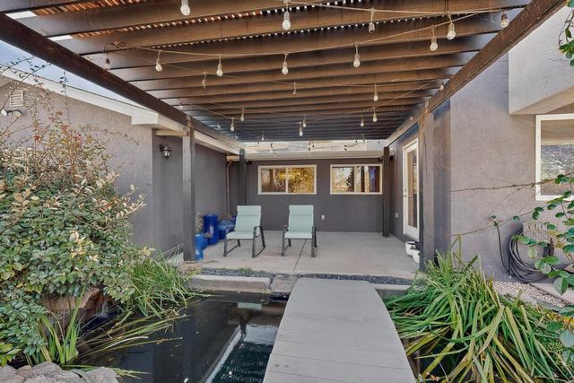 8909 La Barranca Avenue NE, Albuquerque, NM 87111