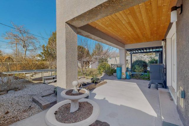 8909 La Barranca Avenue NE, Albuquerque, NM 87111