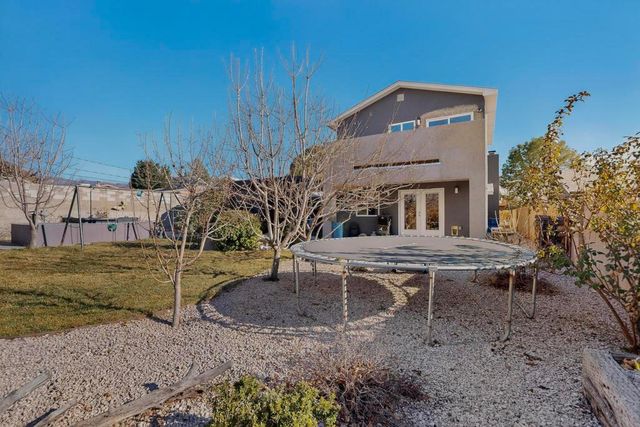 8909 La Barranca Avenue NE, Albuquerque, NM 87111