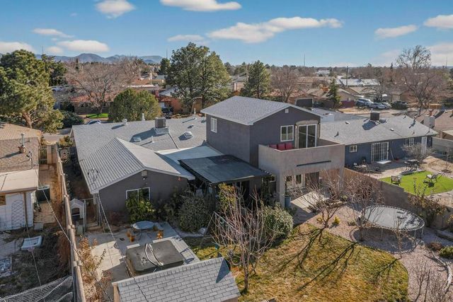 8909 La Barranca Avenue NE, Albuquerque, NM 87111