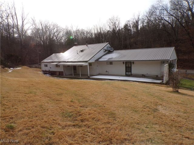 1129 Pike Street, Parkersburg, WV 26101