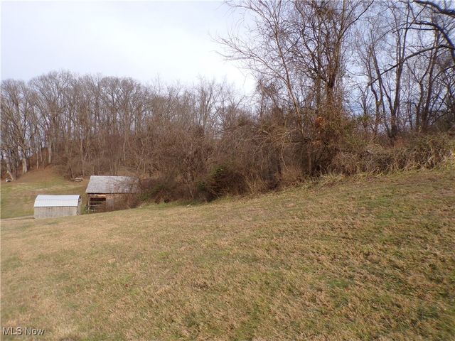 1129 Pike Street, Parkersburg, WV 26101