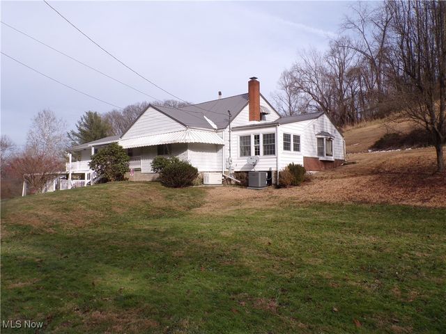 1129 Pike Street, Parkersburg, WV 26101