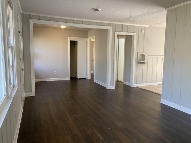 1121 Lockertsville Rd, Ashland City, TN 37015