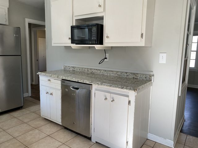 1121 Lockertsville Rd, Ashland City, TN 37015