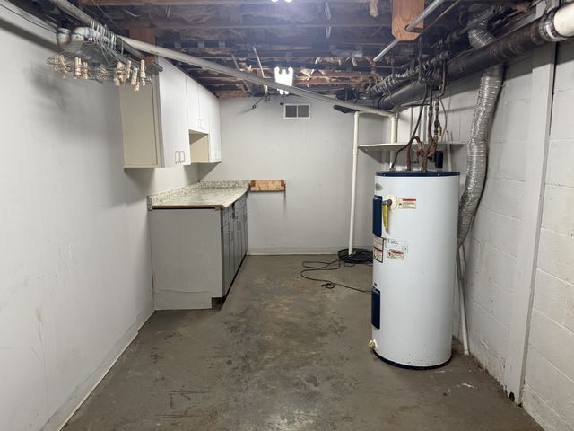 1121 Lockertsville Rd, Ashland City, TN 37015