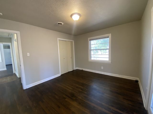 1121 Lockertsville Rd, Ashland City, TN 37015