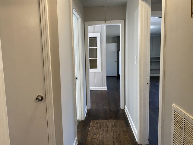 1121 Lockertsville Rd, Ashland City, TN 37015
