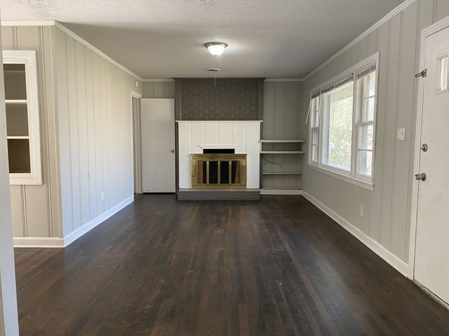 1121 Lockertsville Rd, Ashland City, TN 37015