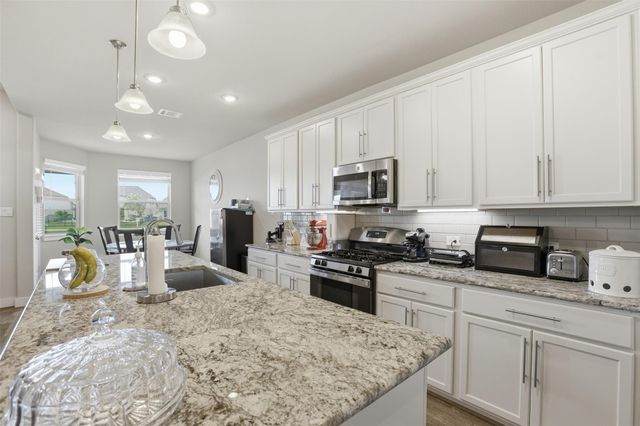 2725 Arbor Edge Crossing, La Marque, TX 77568