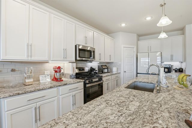 2725 Arbor Edge Crossing, La Marque, TX 77568