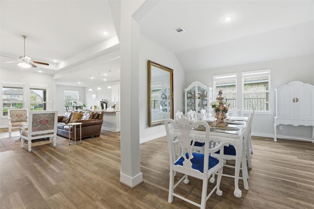 2725 Arbor Edge Crossing, La Marque, TX 77568