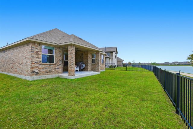 2725 Arbor Edge Crossing, La Marque, TX 77568