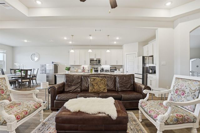 2725 Arbor Edge Crossing, La Marque, TX 77568