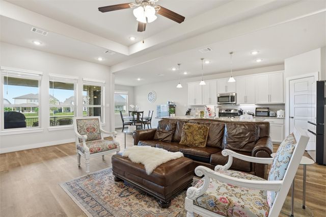 2725 Arbor Edge Crossing, La Marque, TX 77568