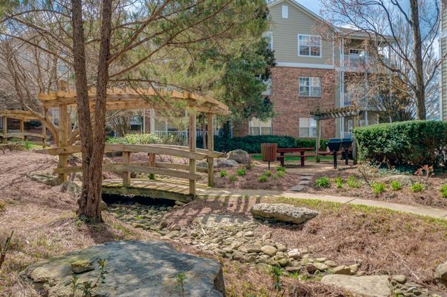 2025 Woodmont Blvd Apt 215, Nashville, TN 37215