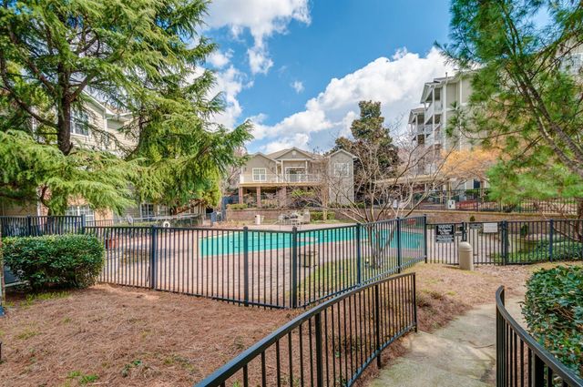 2025 Woodmont Blvd Apt 215, Nashville, TN 37215