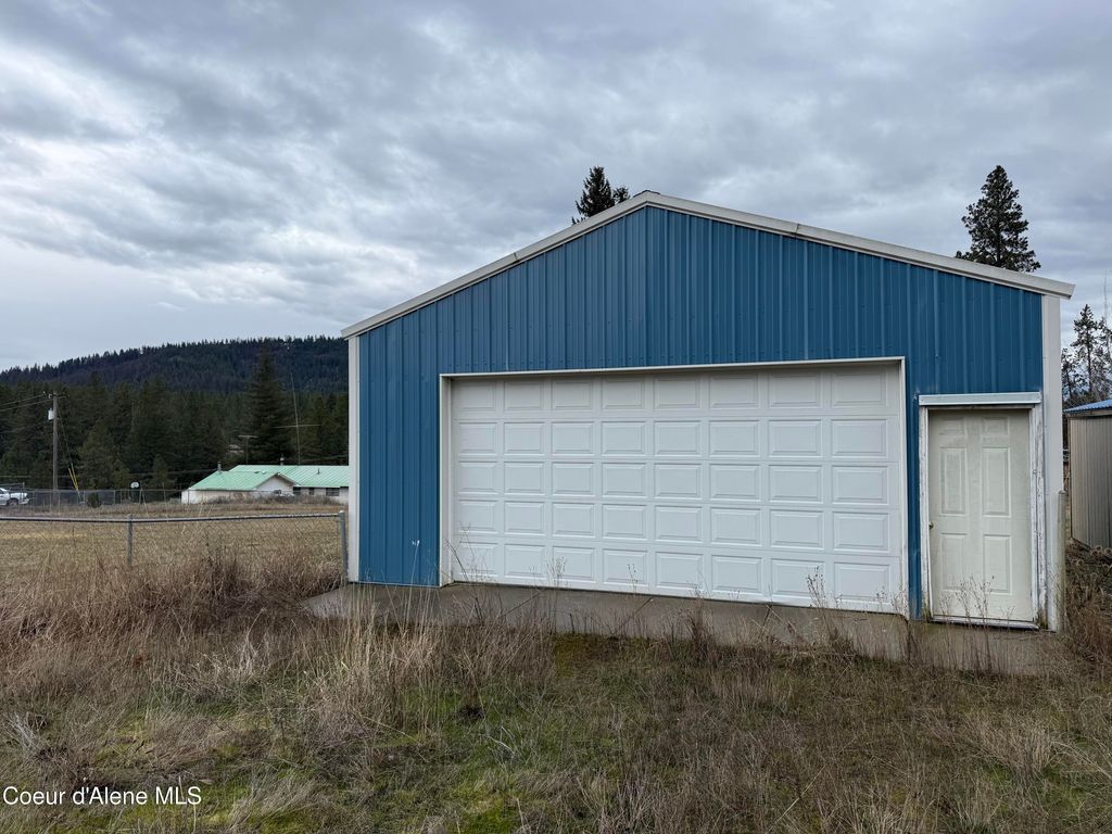 NKA A St, Plummer, ID 83851