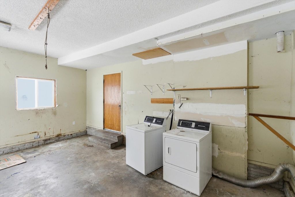 22250 Holy Cross Way, Proctor, MT 59929 photo 21