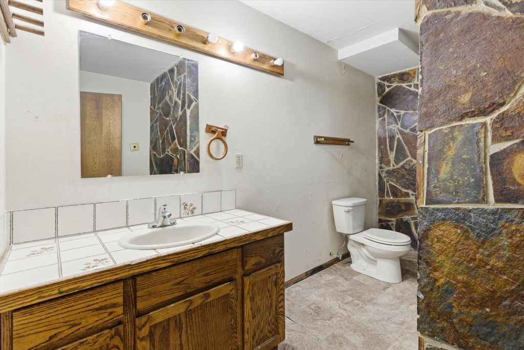 22250 Holy Cross Way, Proctor, MT 59929 photo 34