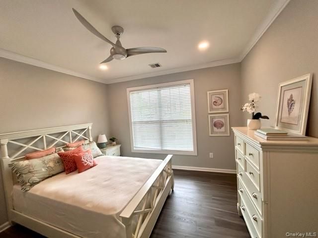 1 Charles Pond Drive 913, Coram, NY 11727