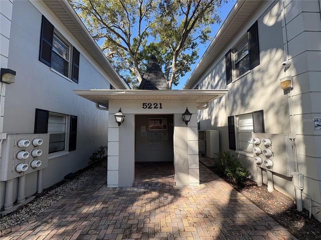 5221 BAYSHORE BOULEVARD 59, Tampa, FL 33611