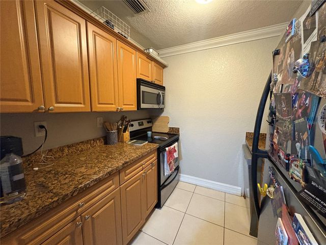 5221 BAYSHORE BOULEVARD 59, Tampa, FL 33611