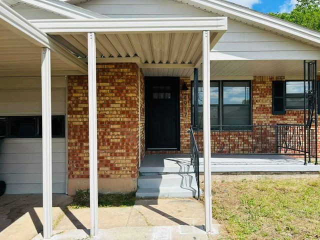 4917 NW Pollard, Lawton, OK 73505