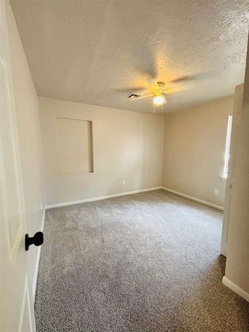4917 NW Pollard, Lawton, OK 73505