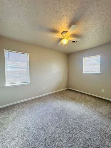 4917 NW Pollard, Lawton, OK 73505