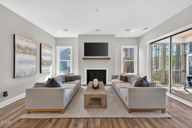 624 Long Lake Drive, Fuquay Varina, NC 27526