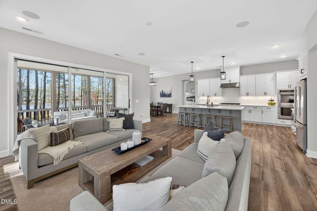 624 Long Lake Drive, Fuquay Varina, NC 27526