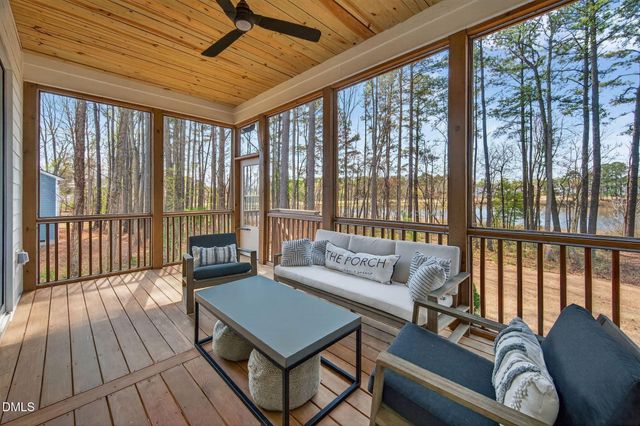 624 Long Lake Drive, Fuquay Varina, NC 27526