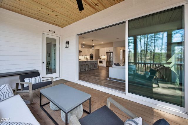 624 Long Lake Drive, Fuquay Varina, NC 27526