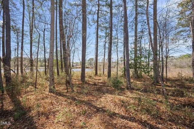 624 Long Lake Drive, Fuquay Varina, NC 27526