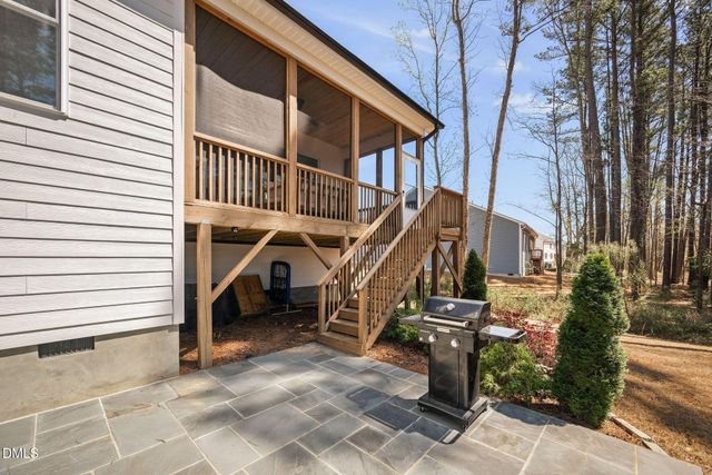 624 Long Lake Drive, Fuquay Varina, NC 27526