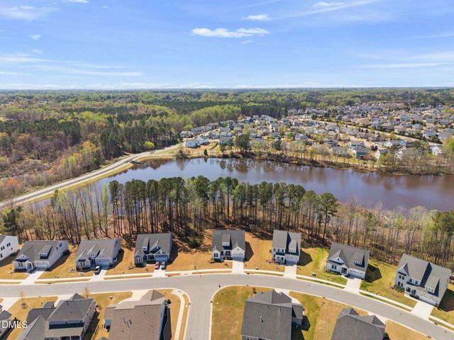 624 Long Lake Drive, Fuquay Varina, NC 27526