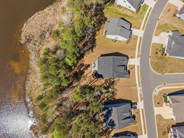 624 Long Lake Drive, Fuquay Varina, NC 27526