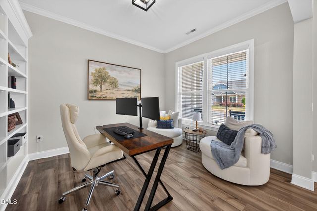 624 Long Lake Drive, Fuquay Varina, NC 27526