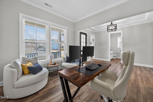 624 Long Lake Drive, Fuquay Varina, NC 27526