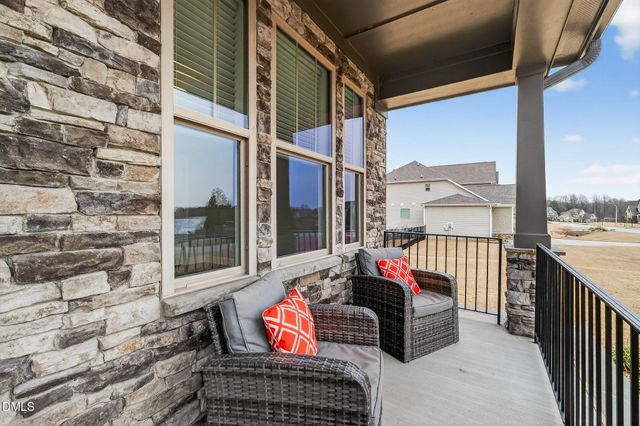 4909 Sunset Stream Drive, Fuquay Varina, NC 27526