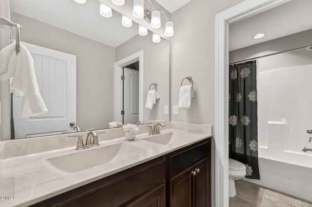 4909 Sunset Stream Drive, Fuquay Varina, NC 27526